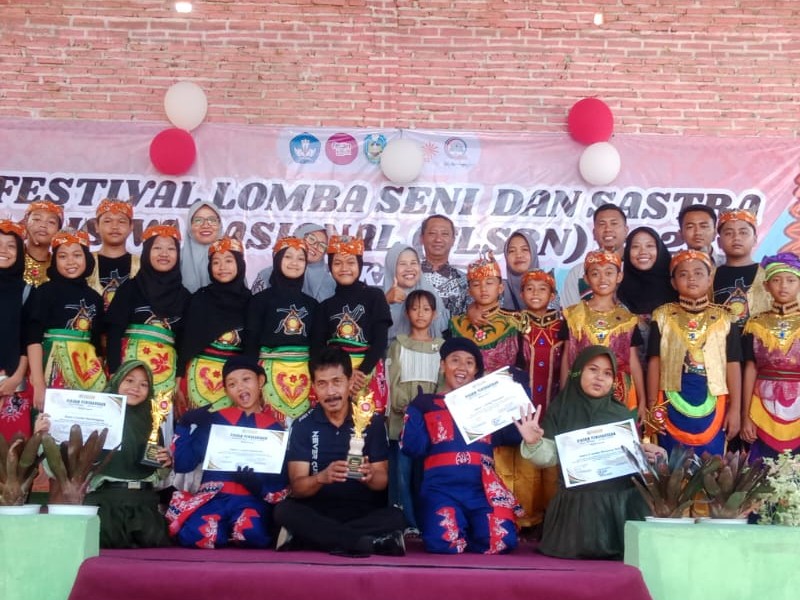 Prestasi Membanggakan di FLS3N Kecamatan Asembagus